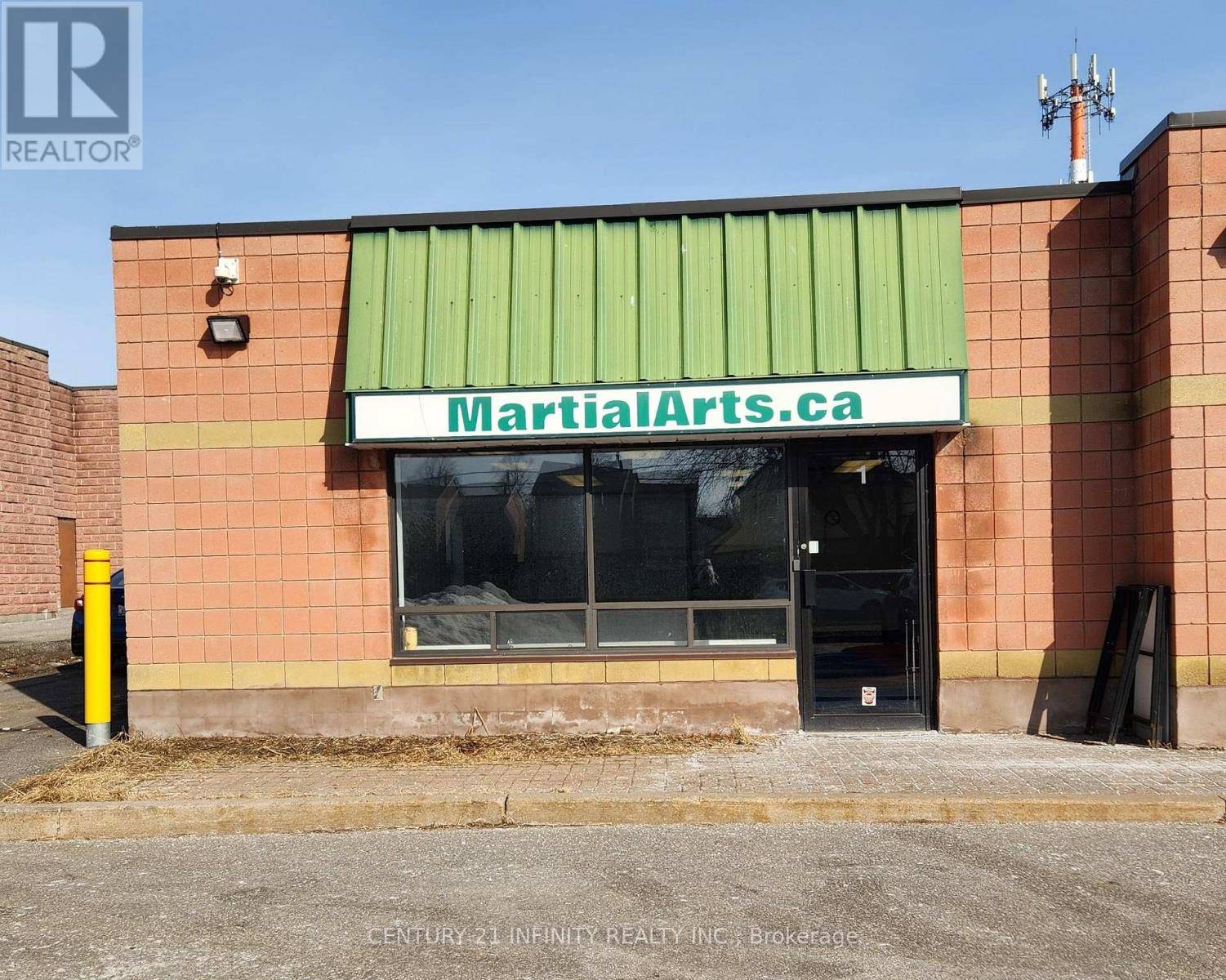835 Westney RD South #1, Ajax (south West), ON L1S3M4