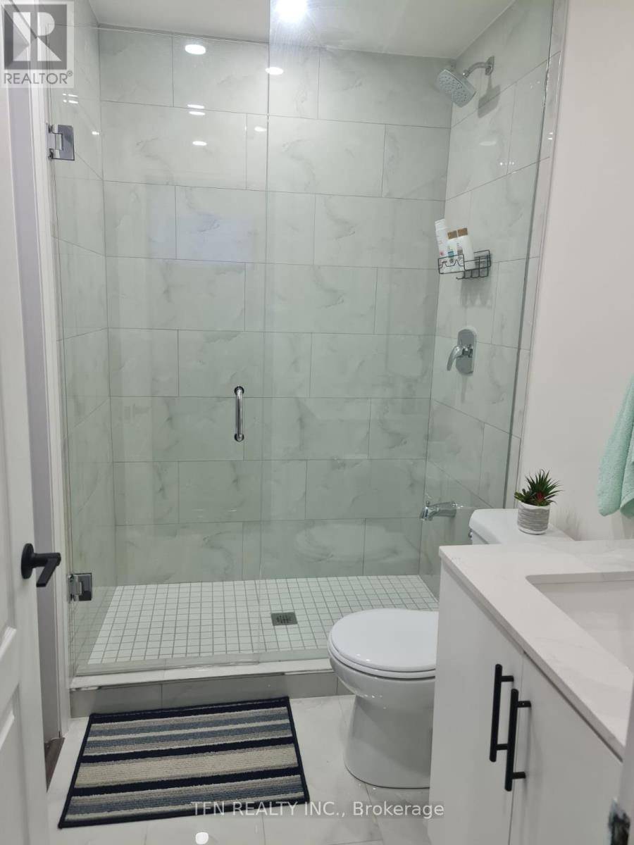 Whitby, ON L1P0J6,45 Souter DR #Basement