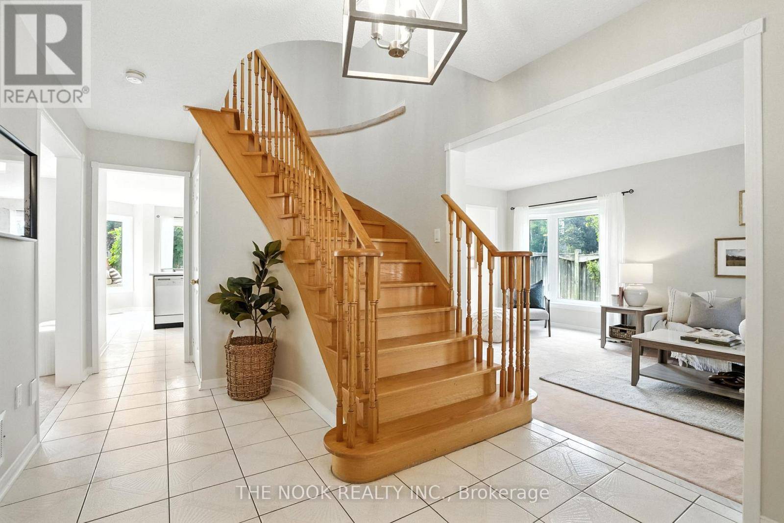 Pickering (amberlea), ON L1V6T7,1544 NAPANEE ROAD