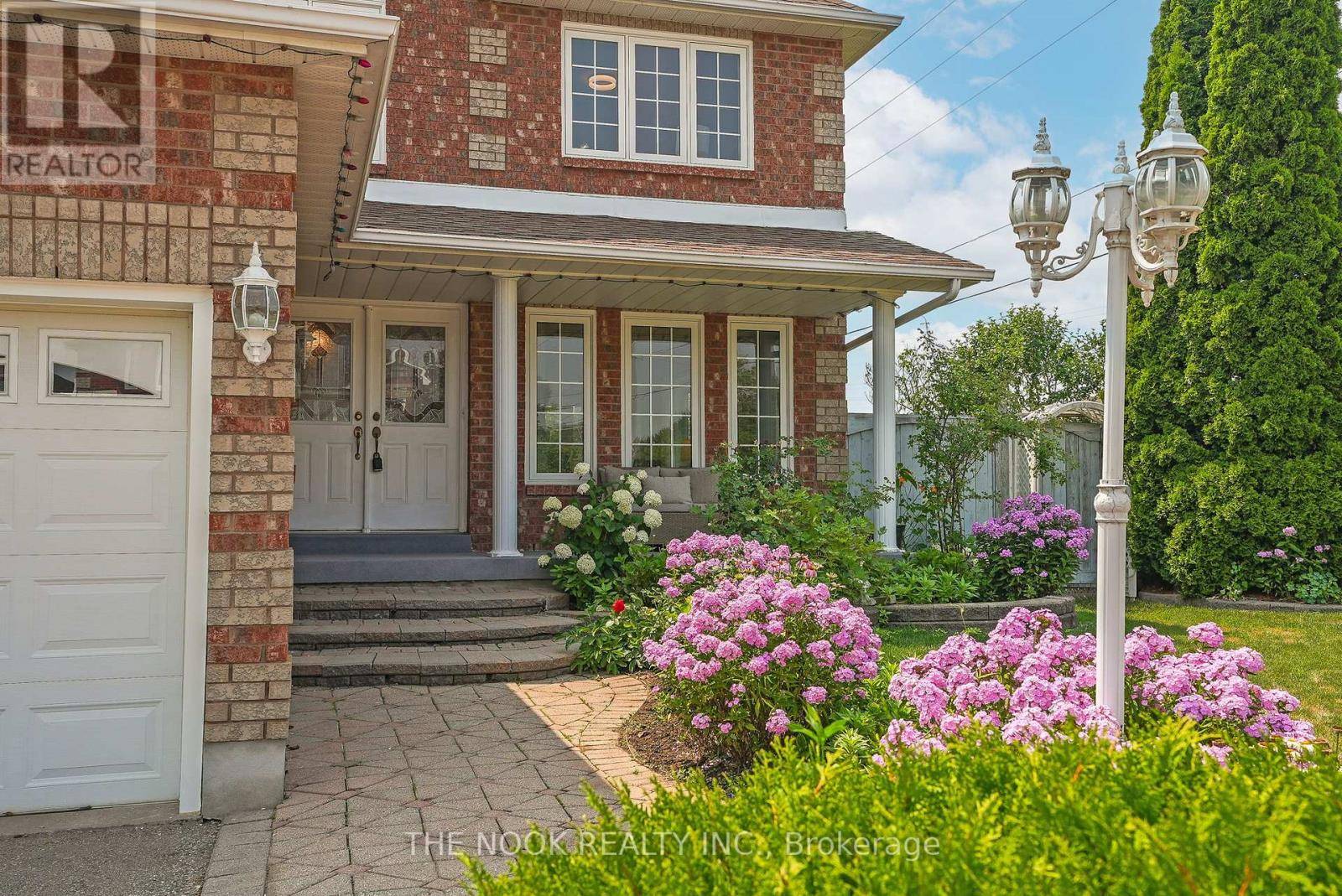 Pickering (amberlea), ON L1V6T7,1544 NAPANEE ROAD