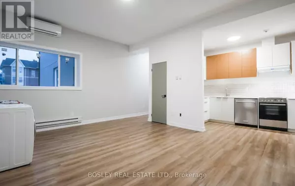 Toronto (east End-danforth), ON M4C1P9,103 Coleman AVE #2