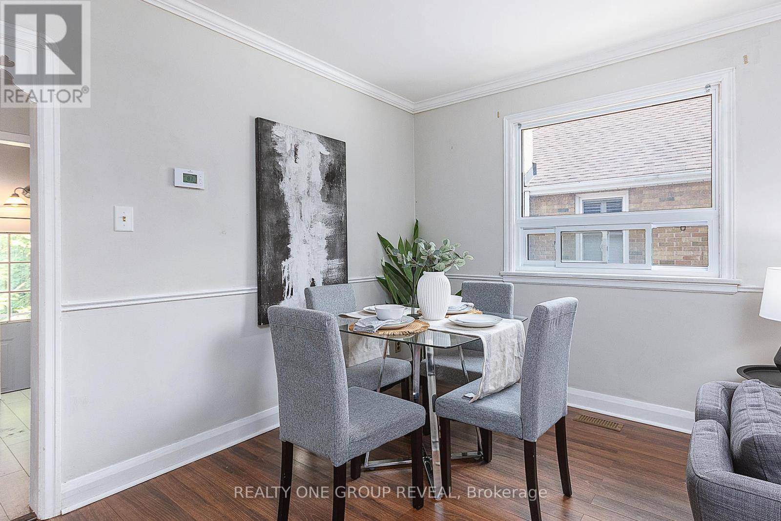Oshawa (o'neill), ON L1G5J3,629 GRIERSON STREET
