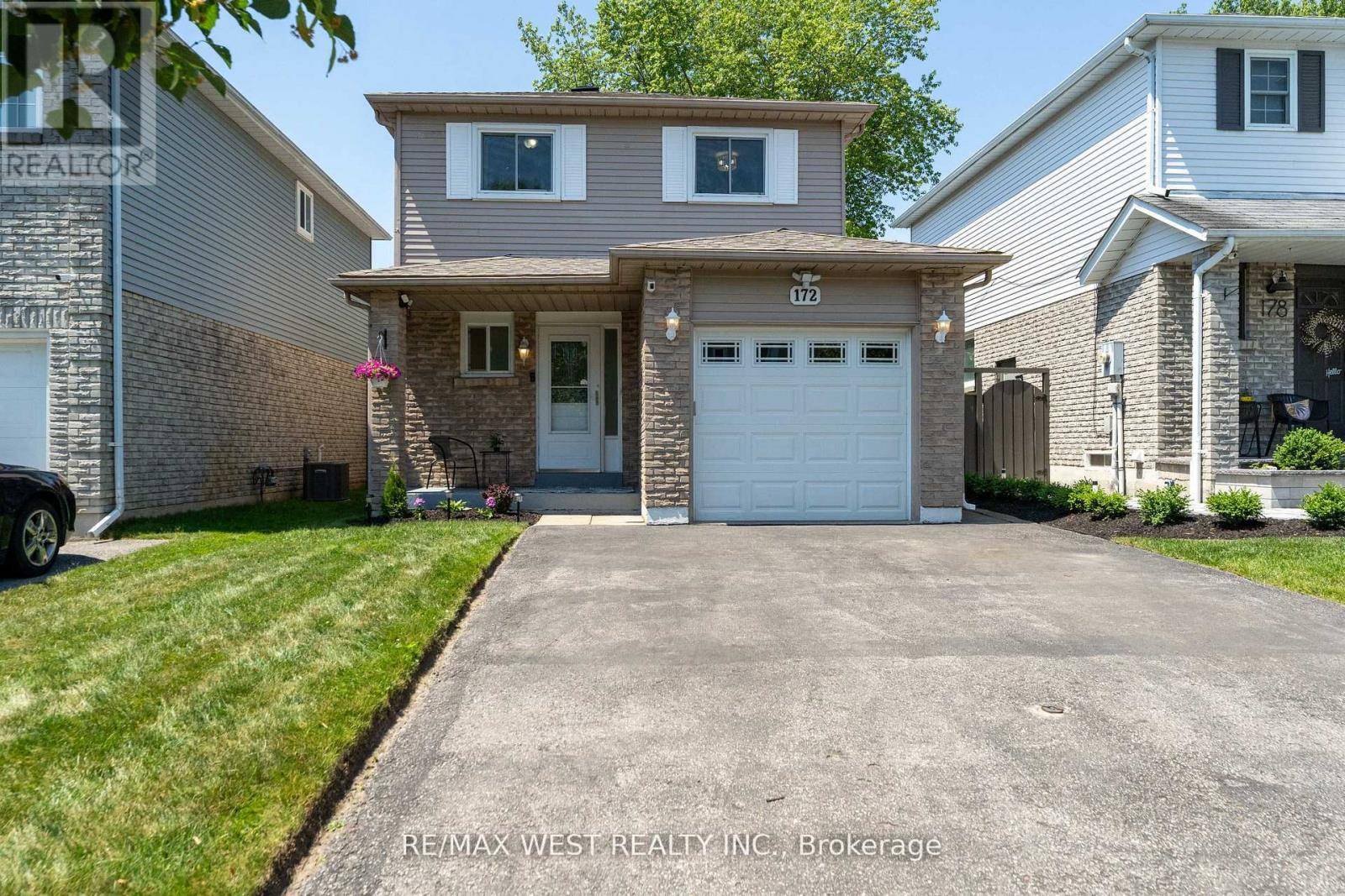 Oshawa (mclaughlin), ON L1J7Y2,172 LICHEN CRESCENT