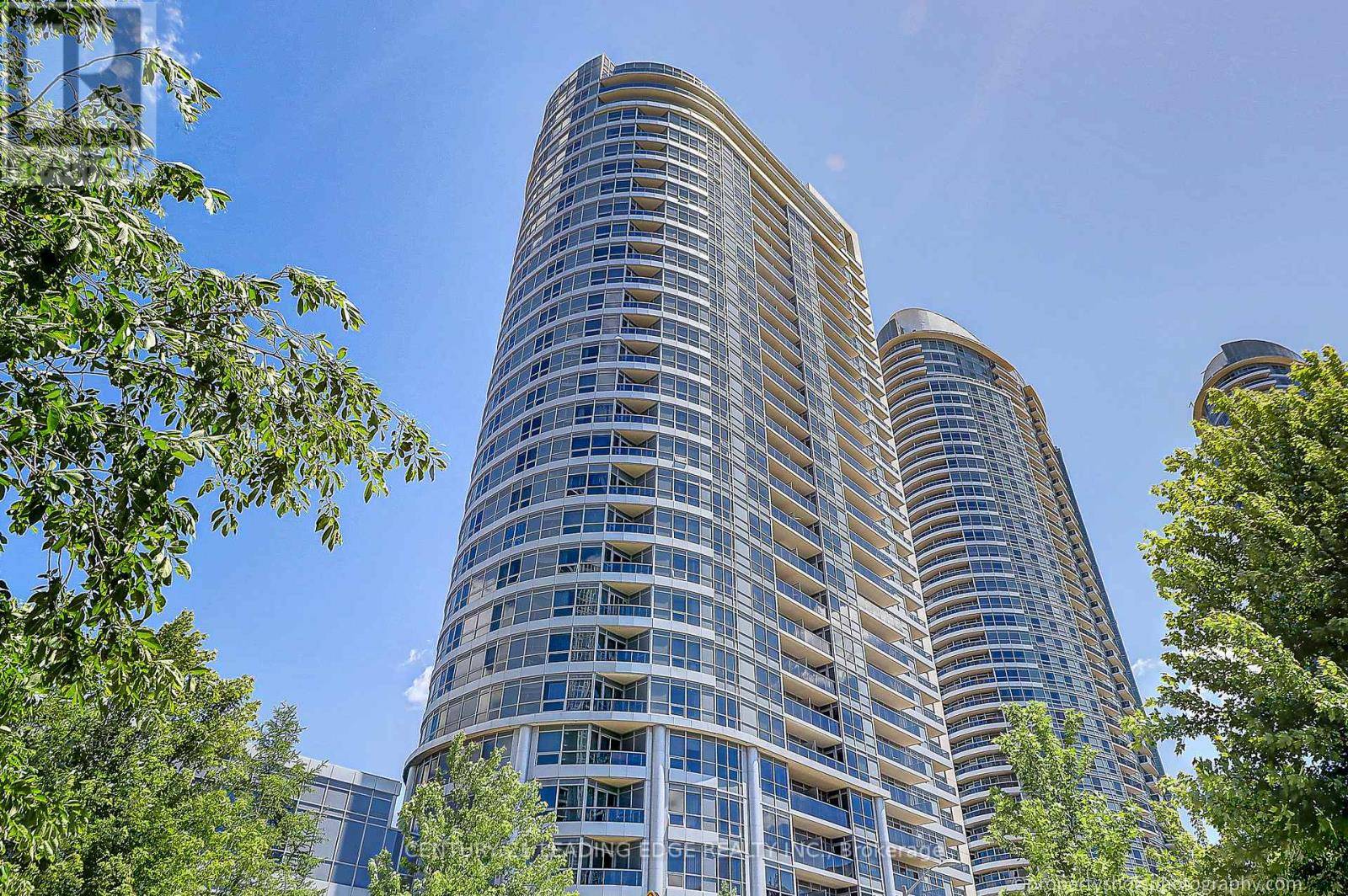 151 Village Green SQ #2204, Toronto (agincourt South-malvern West), ON M1S0K5