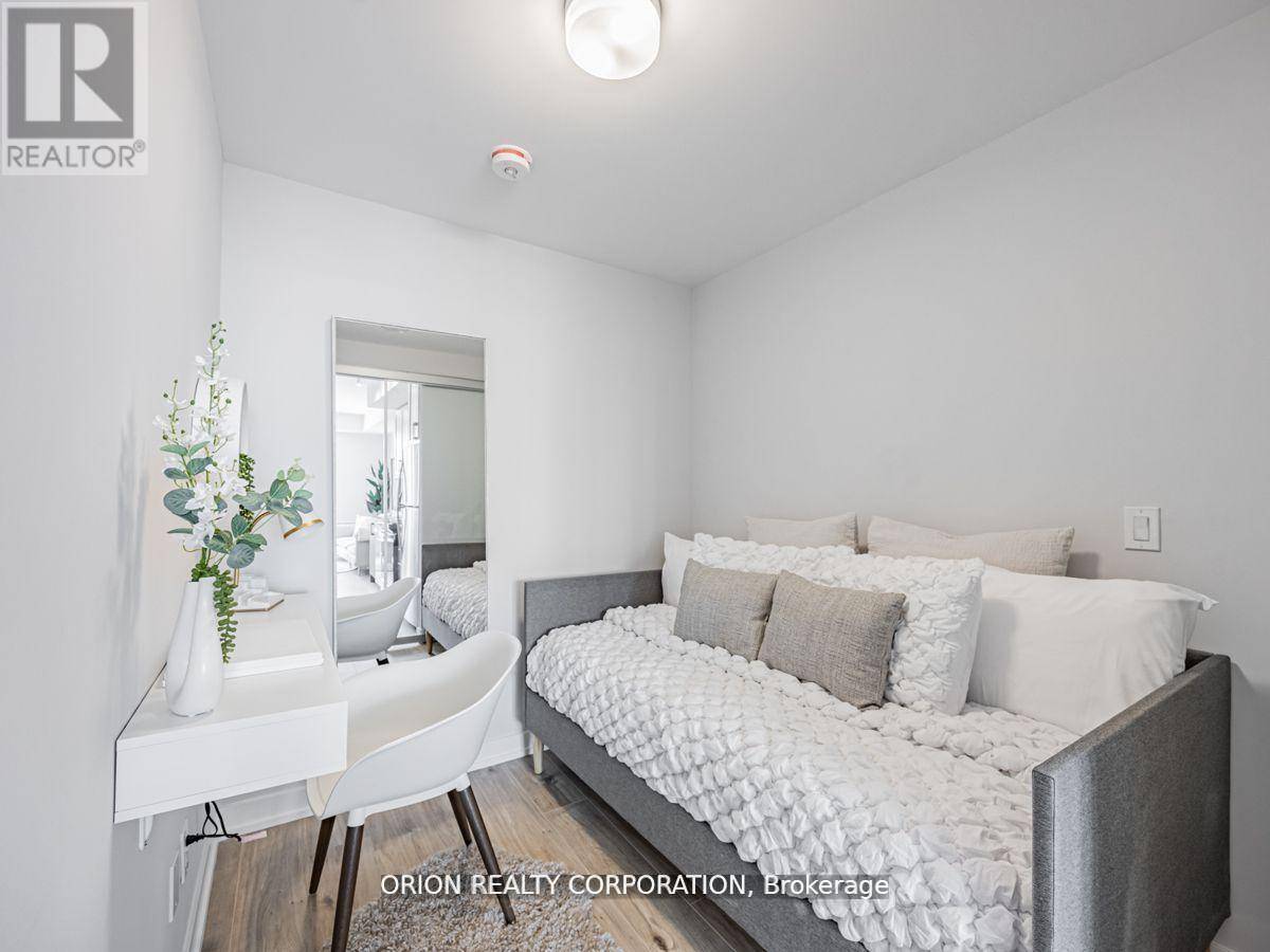 Whitby (downtown Whitby), ON L1N4K2,201 Brock ST South #341