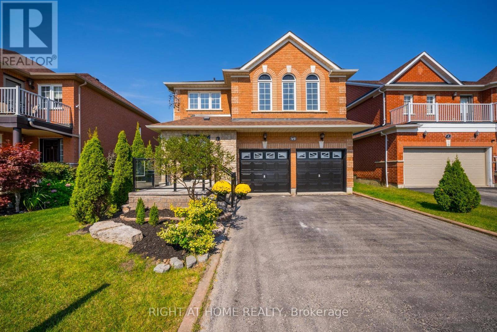 49 BALL CRESCENT, Whitby (williamsburg), ON L1P1W5