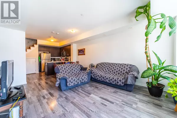 Pickering (dunbarton), ON L1V0E8,1460 Whites RD #413