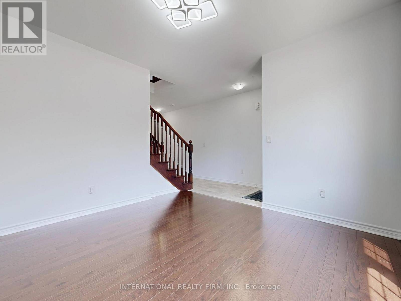 Whitby (lynde Creek), ON L1P0E9,59 WESTFIELD DRIVE