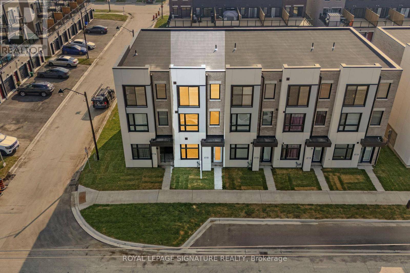 193 MONARCH AVENUE, Ajax (south West), ON L1S7M3
