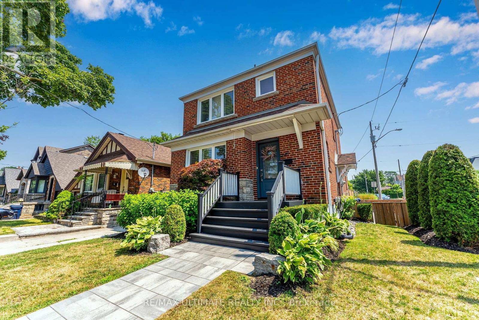 247 DEWHURST BOULEVARD N, Toronto (danforth Village-east York), ON M4J3K7