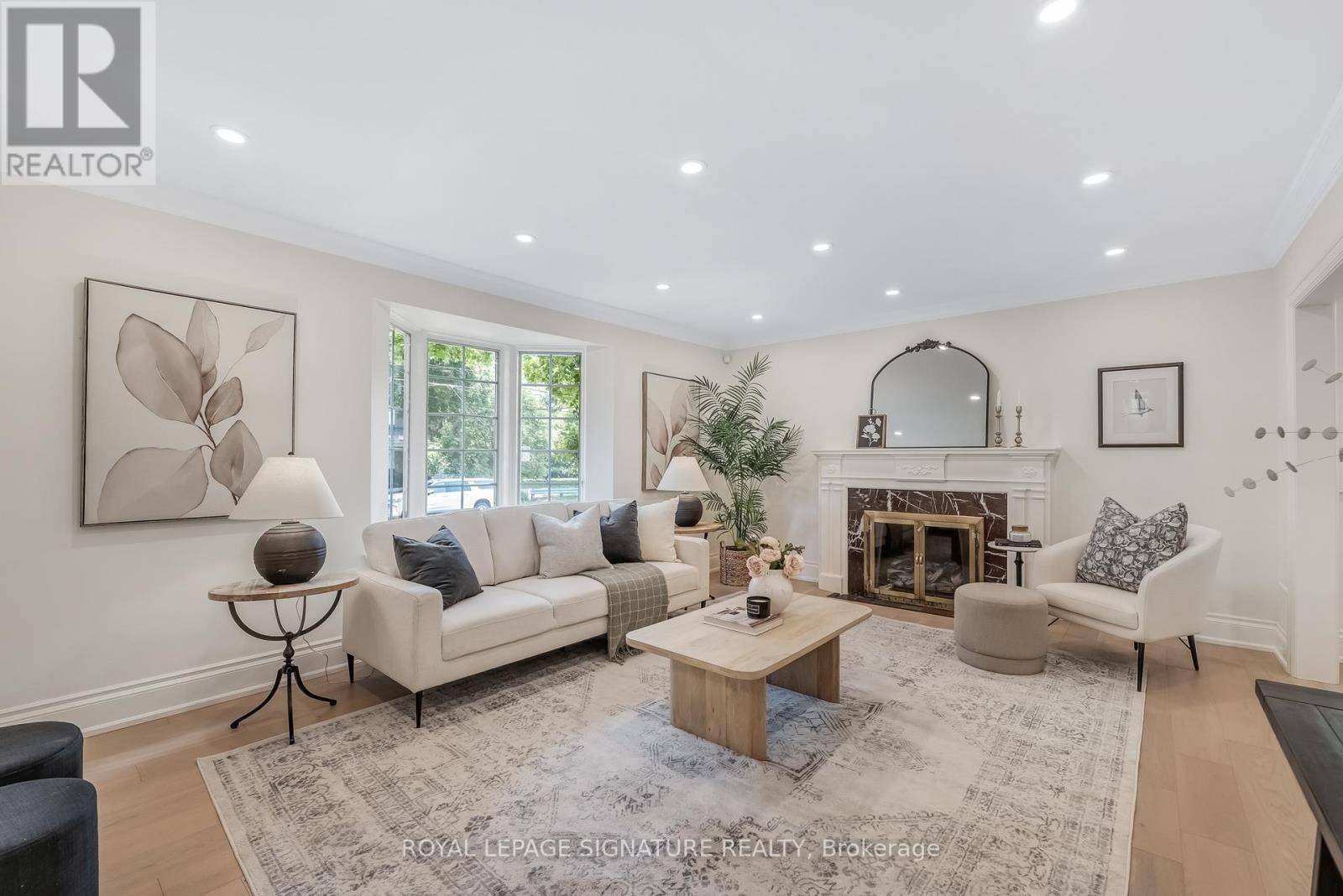 Toronto (birchcliffe-cliffside), ON M1N3C9,4 HARDING BOULEVARD
