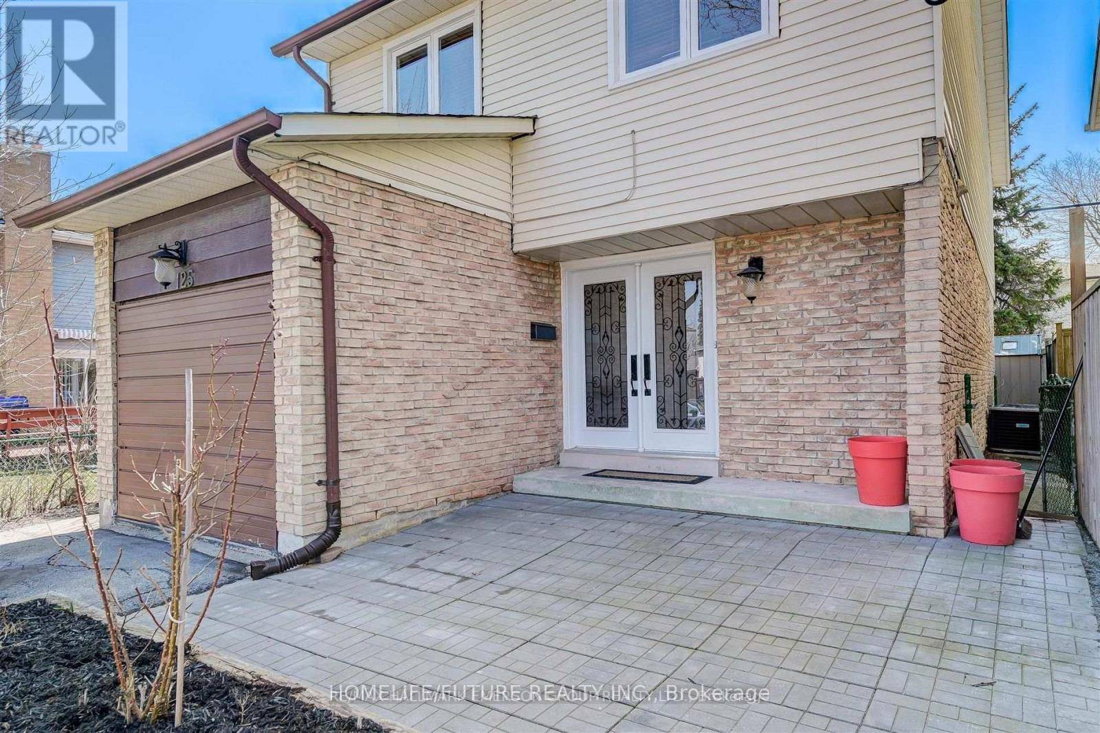 Toronto (rouge), ON M1B2H6,125 Granada CRES #Bsmt