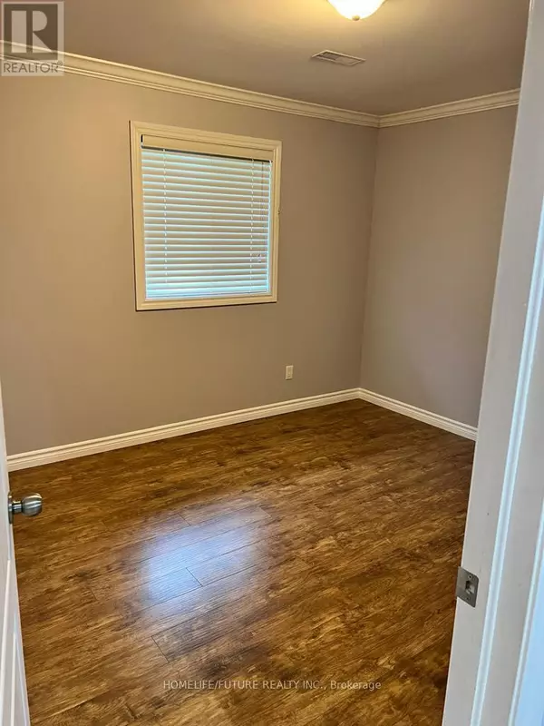 Oshawa (donevan), ON L1H1H6,1215 King ST East #Main