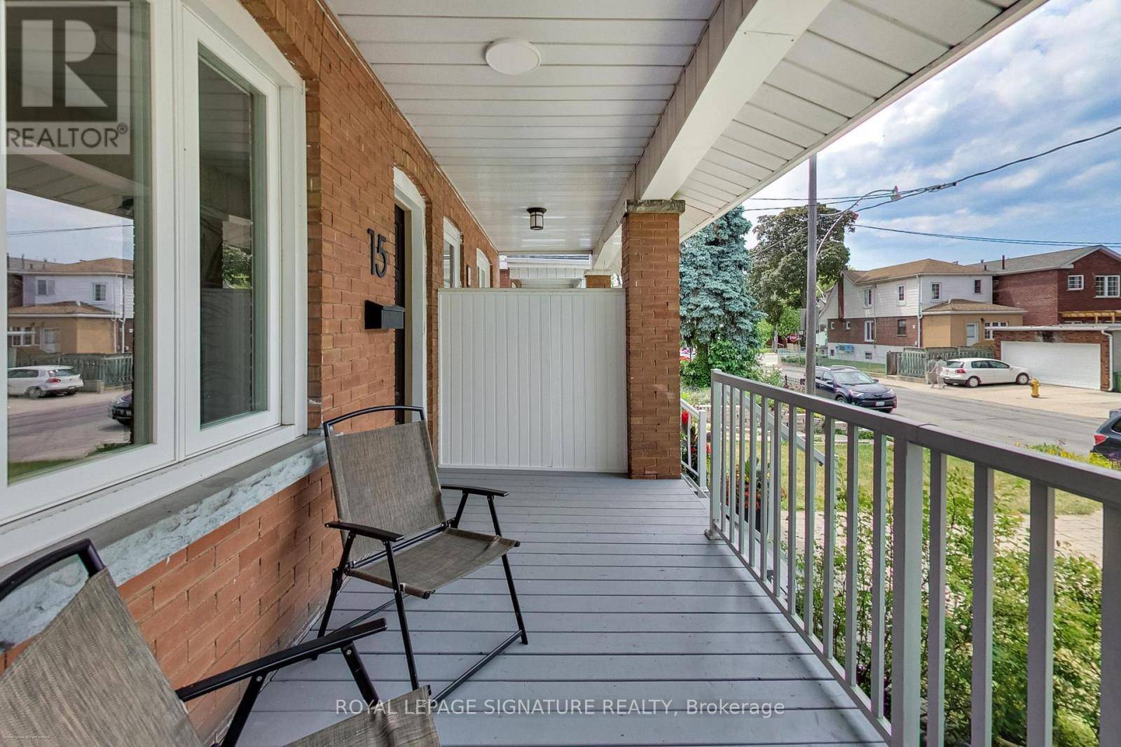 Toronto (danforth), ON M4J1S3,15 GLEBEHOLME BOULEVARD
