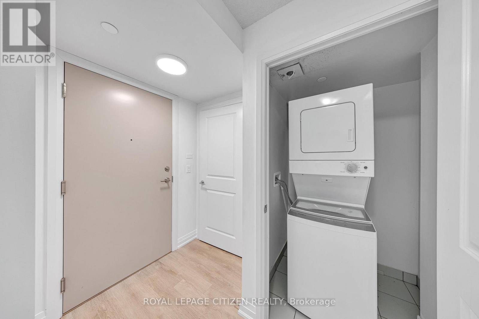 Toronto (woburn), ON M1H2Y5,20 Meadowglen PL #632