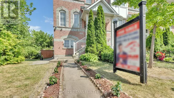 Toronto (clairlea-birchmount), ON M1L0B4,55 WILKES CRESCENT