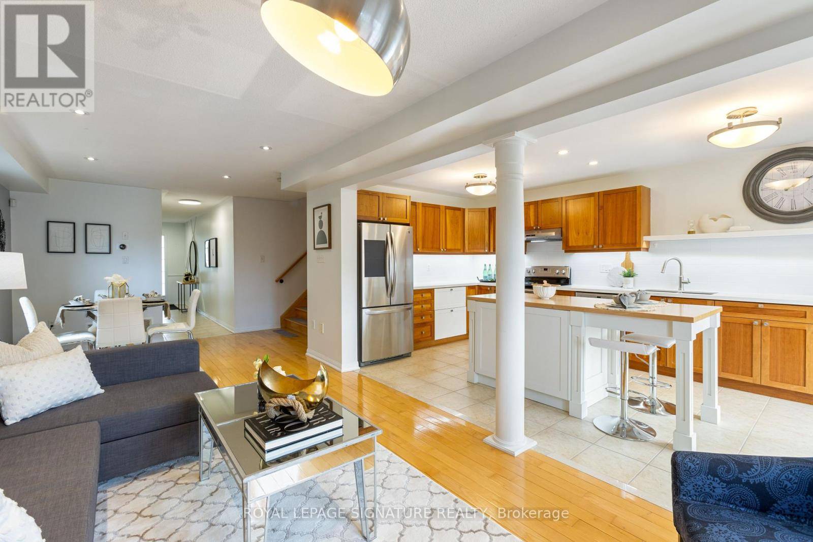 27 LUNNEY CRESCENT, Clarington (bowmanville), ON L1C5P1