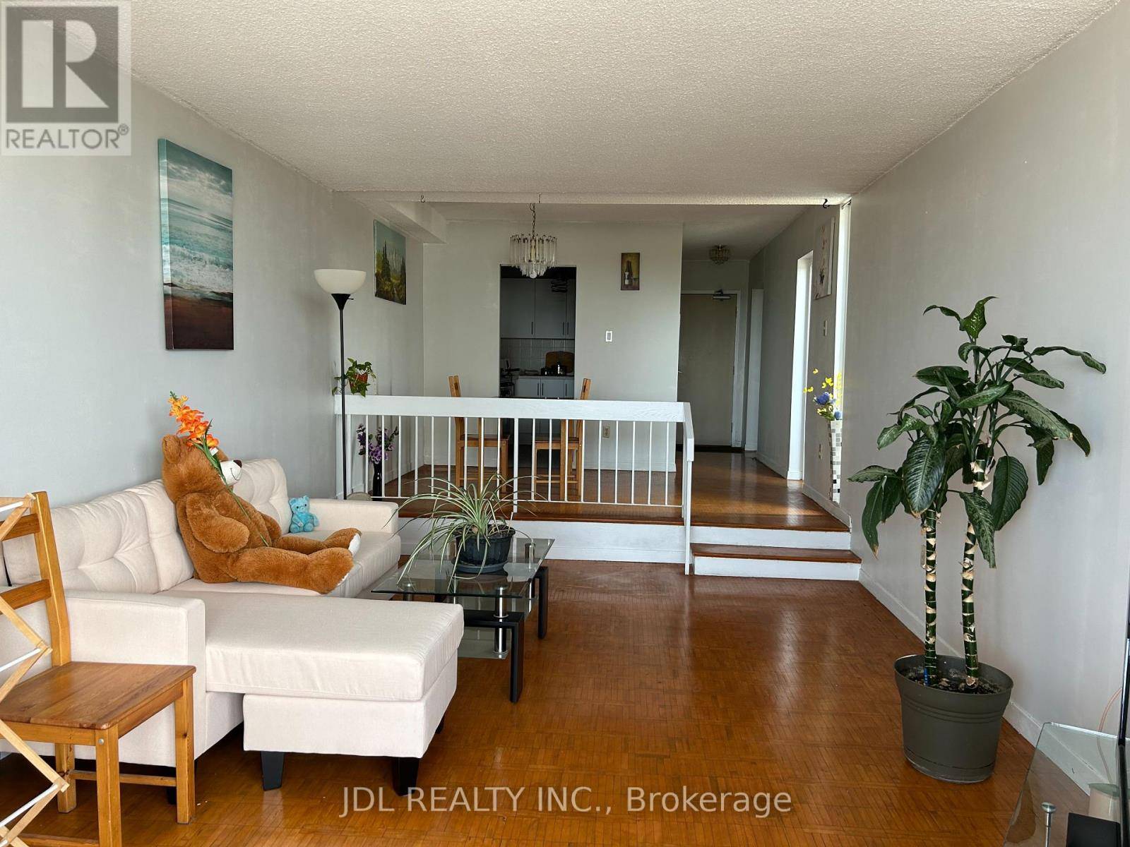 Toronto (agincourt South-malvern West), ON M1S3H2,4091 Sheppard Ave East AVE #1001