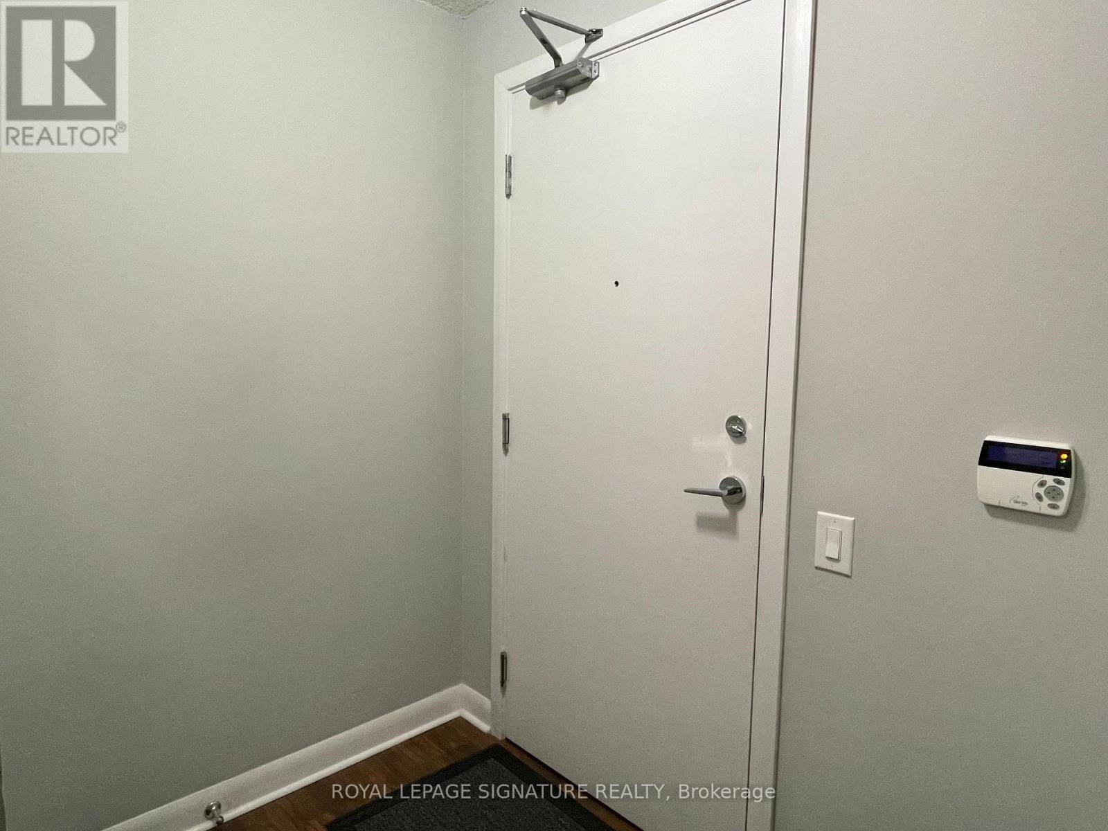 Toronto (bendale), ON M1P0B6,190 Borough DR Northeast #2002