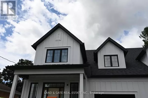 Clarington (bowmanville), ON L1C3E7,132A ELGIN STREET
