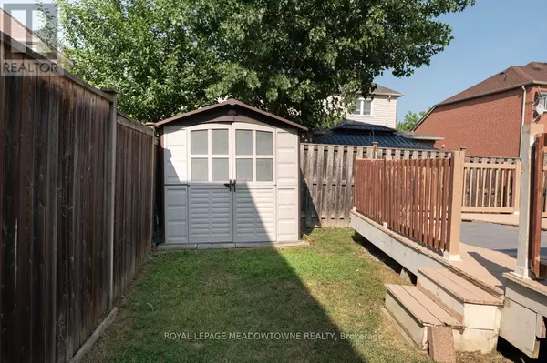 Ajax (northwest Ajax), ON L1T4P2,49 MONTEBELLO CRESCENT