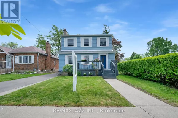 Oshawa (central), ON L1H1Z2,303 GLIDDON AVENUE