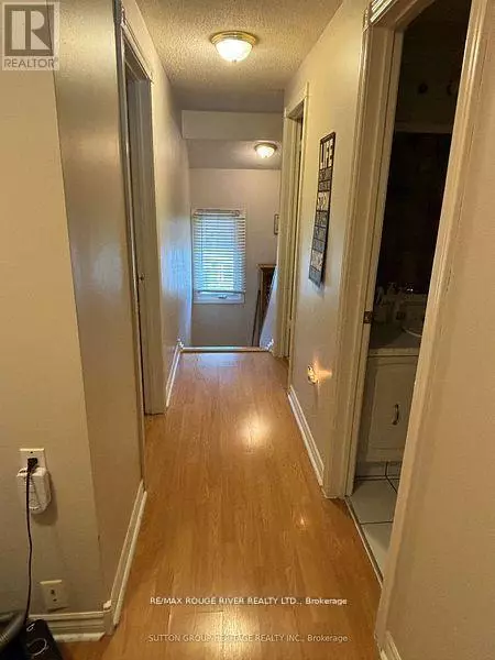 Pickering (liverpool), ON L1V2T5,1360 Glenanna RD #9A