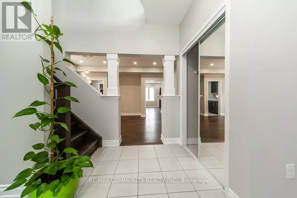 Ajax (central East), ON L1Z0S6,24 RAITHBY CRESCENT