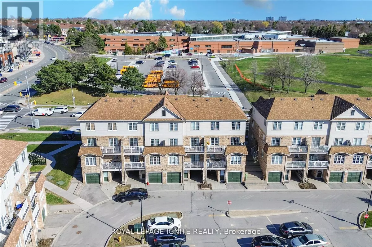 Toronto (malvern), ON M1B6C8,200 Mclevin AVE #112