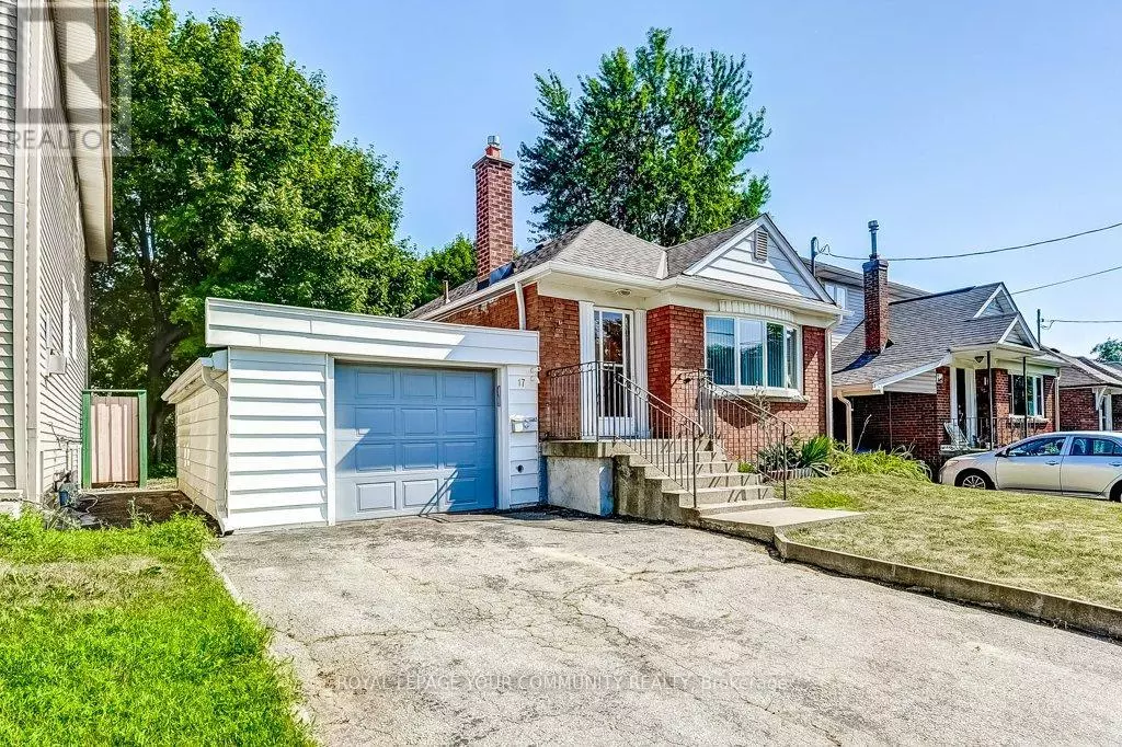Toronto (wexford-maryvale), ON M1R1A9,17 DYSON BOULEVARD