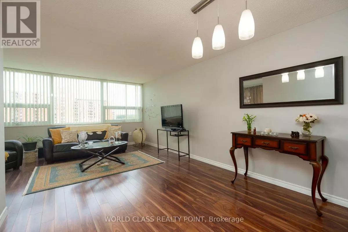 Toronto (west Hill), ON M1E4Y2,121 Ling RD #1406