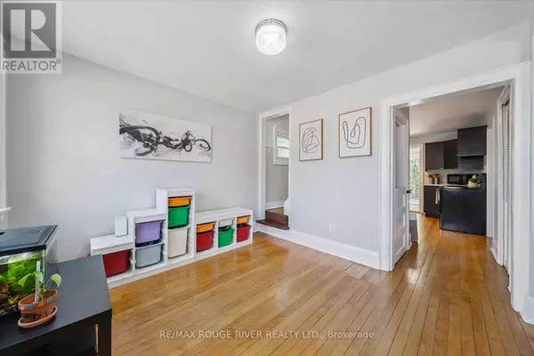 Oshawa (central), ON L1H5B7,500 DREW STREET