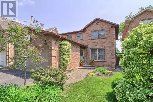 43 DANIELS CRESCENT, Ajax (central West), ON L1T1X8