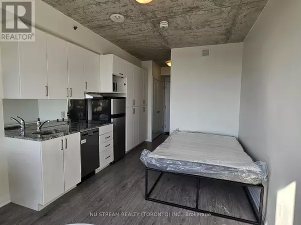Oshawa (samac), ON L1G4Y3,1900 Simcoe ST North #609