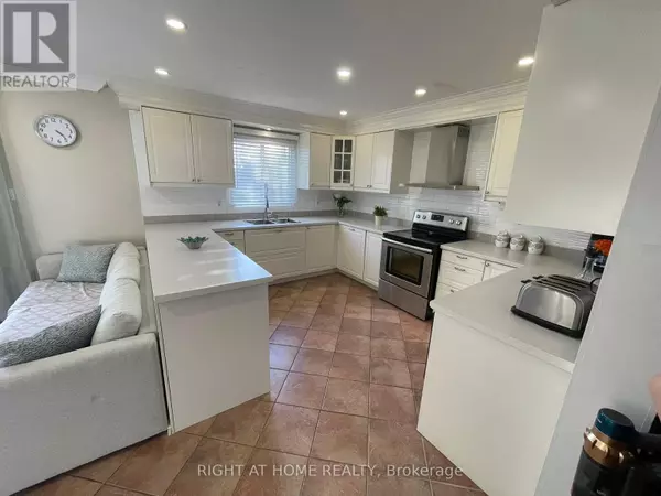 Pickering (brock Ridge), ON L1X2L5,1627 MIDDLETON STREET