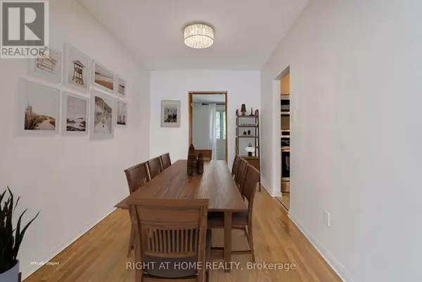 Toronto (clairlea-birchmount), ON M1L4M2,58 ANACONDA AVENUE