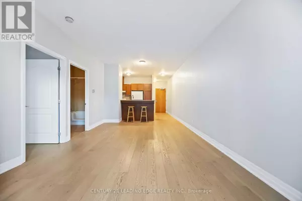 Oshawa (o'neill), ON L1G6R2,44 Bond ST West #302