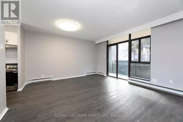 Toronto (west Hill), ON M1E4Y1,50 Old Kingston RD #1-304