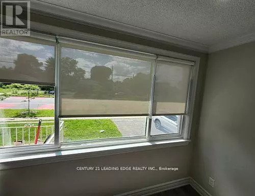 Toronto (west Hill), ON M1E3G2,313 MORNINGSIDE AVENUE