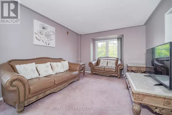 Oshawa (samac), ON L1G7Y1,1976 EDENWOOD DRIVE