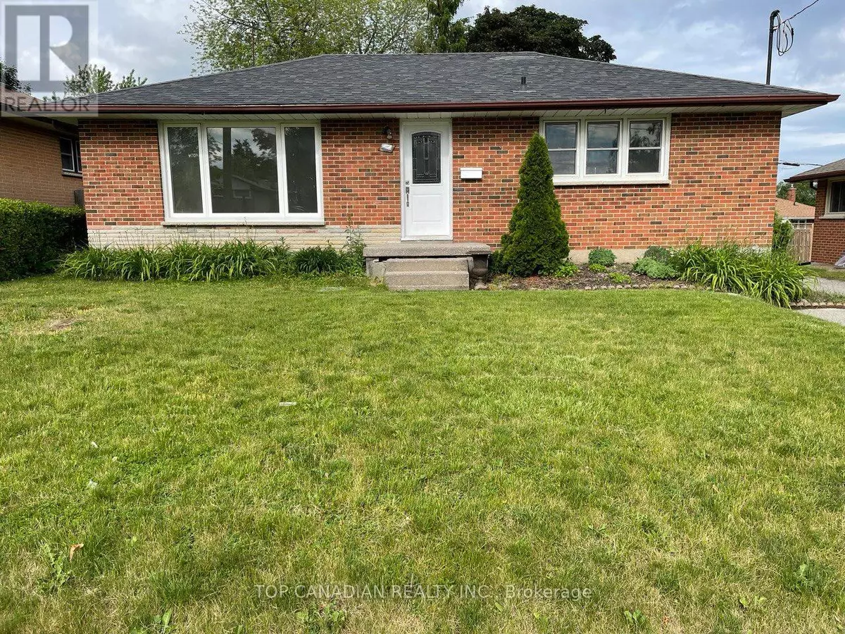 Oshawa (mclaughlin), ON L1J4Z7,599 GIBBONS STREET