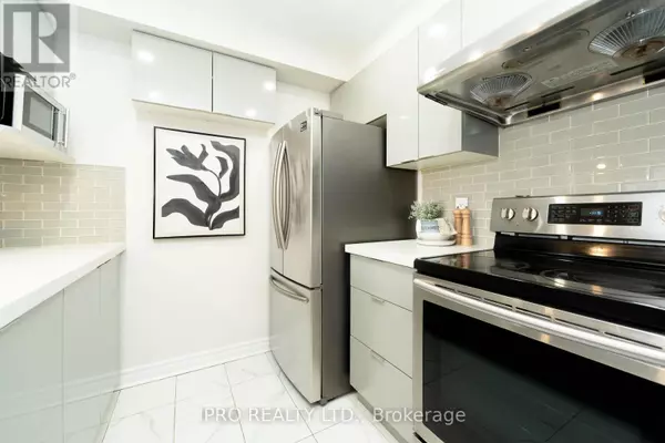Toronto (steeles), ON M1V5M3,1883 McNicoll AVE #611