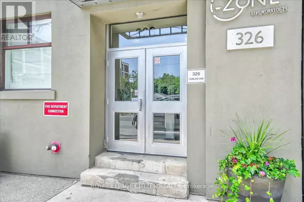Toronto (south Riverdale), ON M4M3N8,326 Carlaw AVE #201
