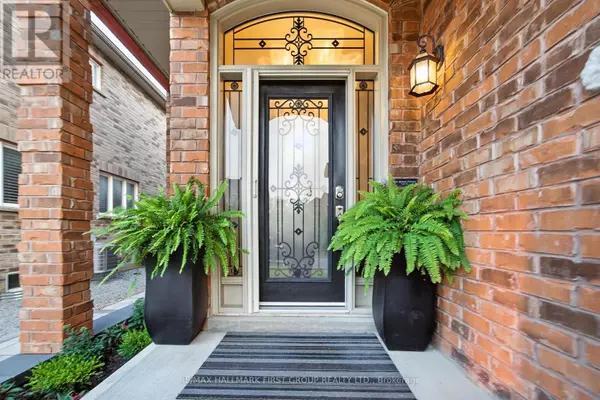 Oshawa (taunton), ON L1K0P2,1886 RIVERTON COURT