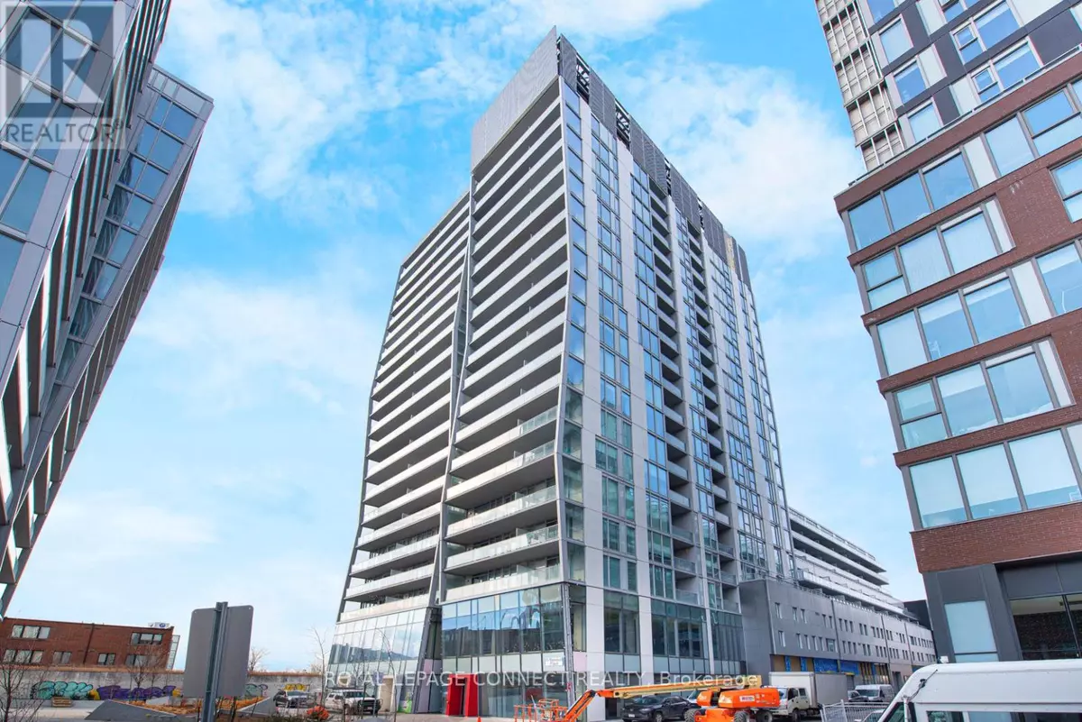 Toronto (south Riverdale), ON M4M0E6,15 Baseball PL #1602