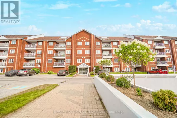 Ajax (south West), ON L1S7J1,189 Lake Driveway West #409