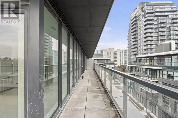 Whitby (port Whitby), ON L1N0P4,1614 Charles ST #PH517