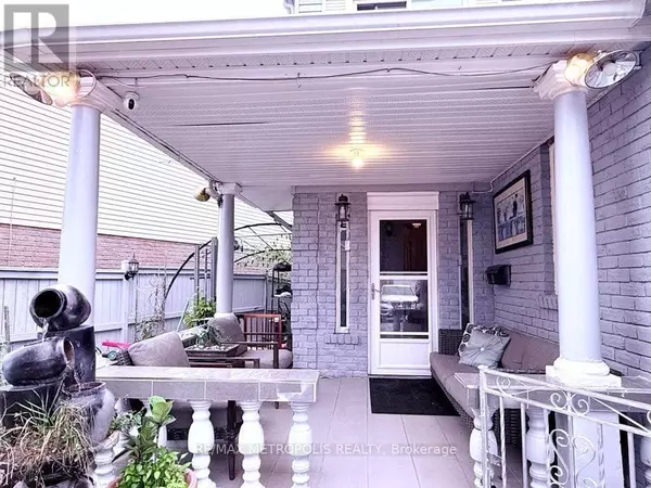 Toronto (malvern), ON M1B3H4,4 SHEPMORE TERRACE
