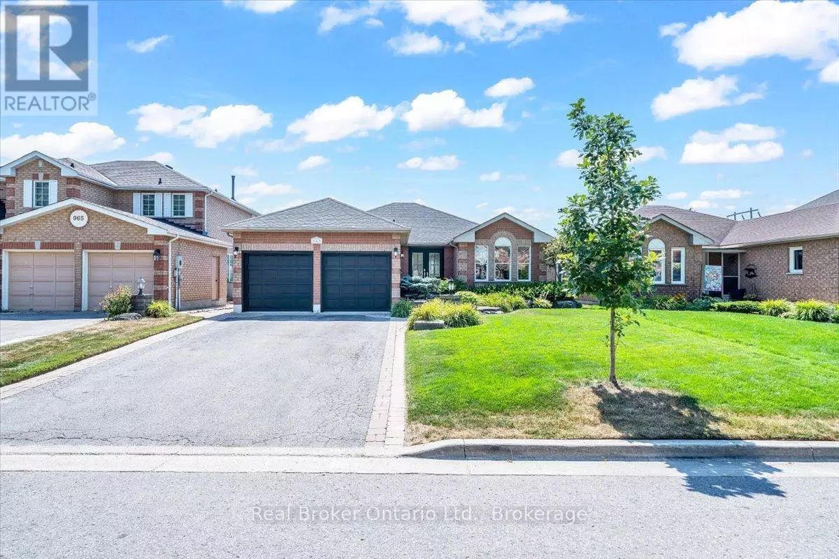 Oshawa (pinecrest), ON L1K2G3,961 RIDGE VALLEY DRIVE