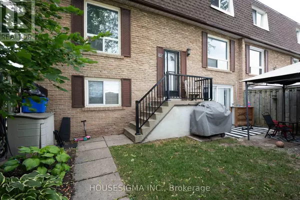 321 Blackthorn ST #82, Oshawa (eastdale), ON L1K1L3